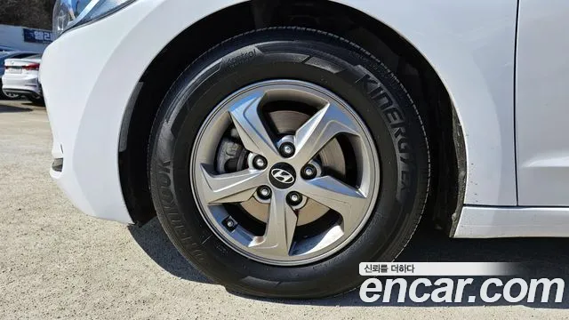 Hyundai Avante AD id 2418821 из Кореи 15