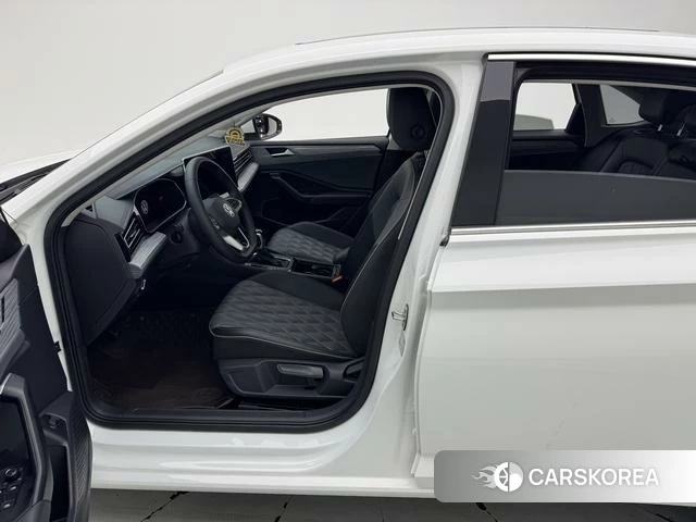 Volkswagen Sagitar id 4276322 из Китая 23