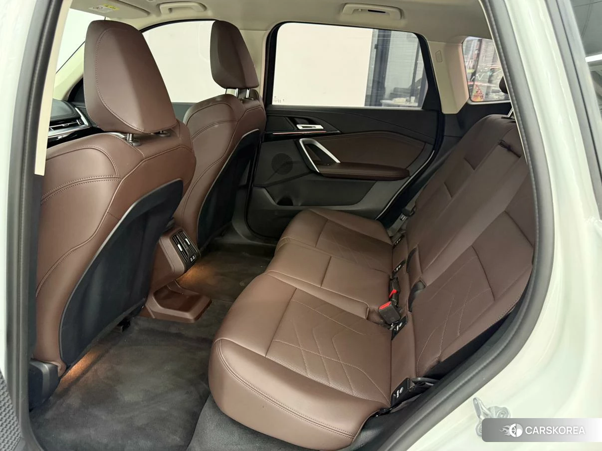 BMW iX1 id 4426779 из Китая 26