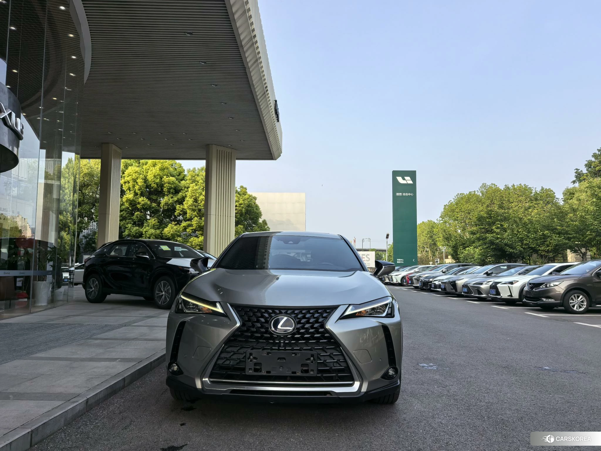 Lexus UX id 4440982 из Китая 12