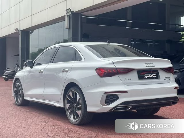 Audi A3 2022 Белый из Китая, фото 5