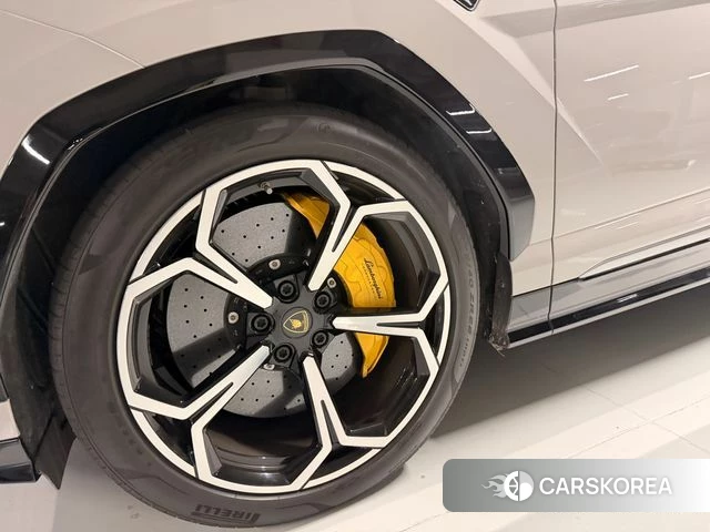 Lamborghini Urus id 4890399 из Кореи 7
