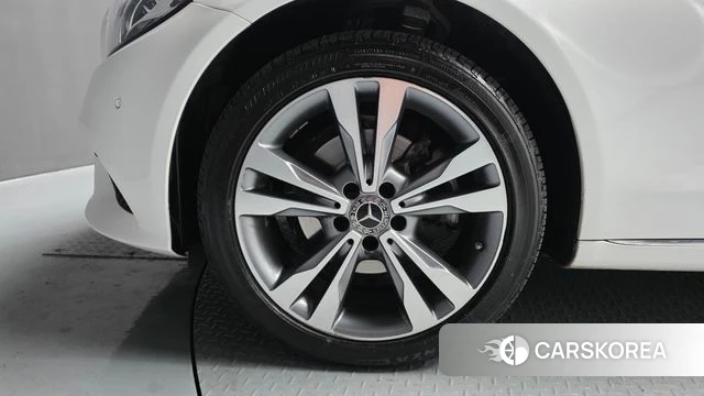 Mercedes-Benz C-Class W205 id 4187659 из Кореи 26