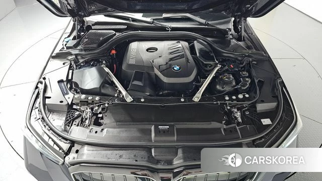 BMW 5 Series (G60) id 4853486 из Кореи 31