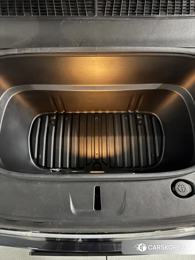 Tesla Model Y id 3571358 из Кореи 7