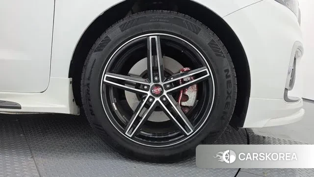 Kia The New Carnival id 3530682 из Кореи 15