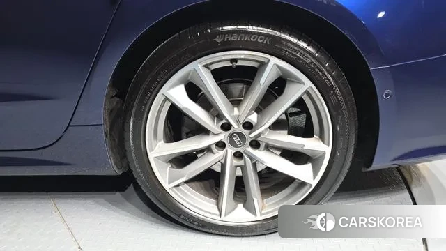 Audi A7 (4K) id 3752752 из Кореи 15