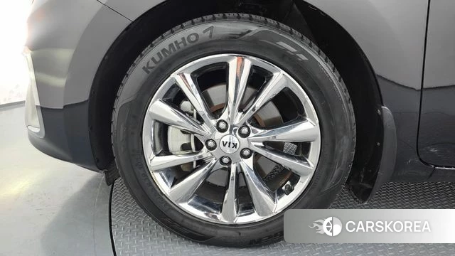 Kia The New Carnival id 4525401 из Кореи 30