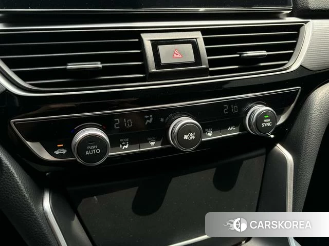 Honda Yingshipai id 4341919 из Китая 11