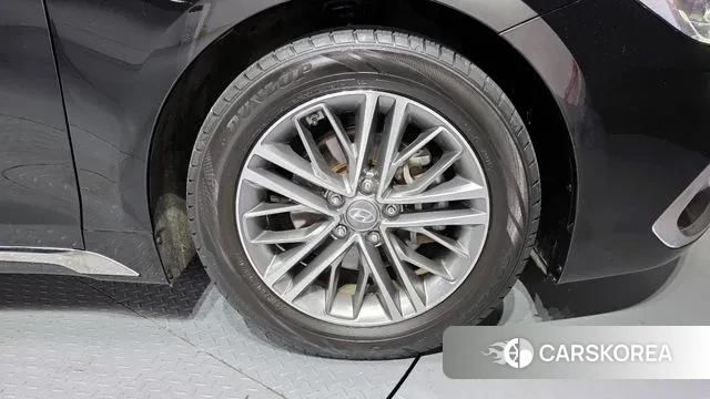 Hyundai Grandeur IG id 3661991 из Кореи 15