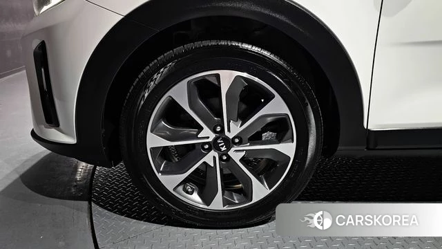 Kia Stonic id 3829113 из Кореи 15