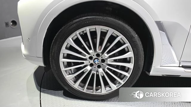 BMW X7 (G07) id 4401851 из Кореи 15