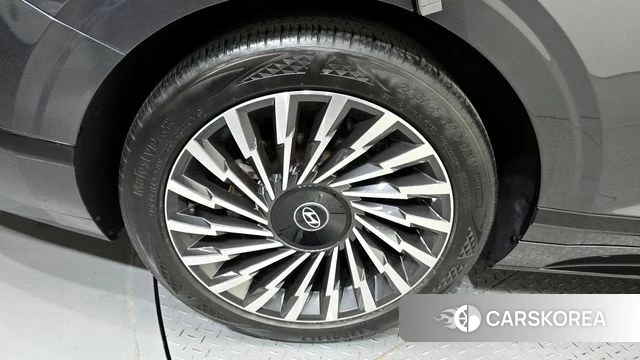 Hyundai Grandeur Hybrid (GN7) id 3832262 из Кореи 15