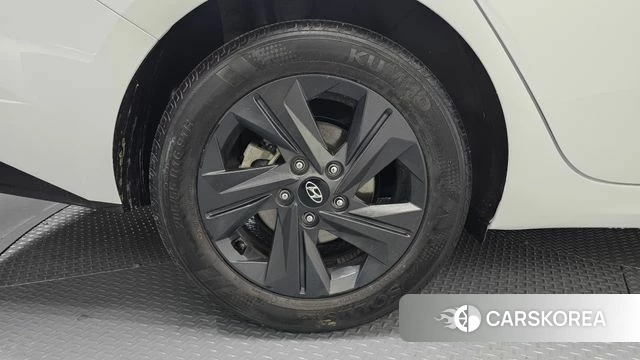 Hyundai Avante (CN7) id 3865675 из Кореи 15