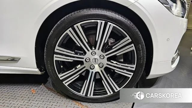 Volvo S90 id 3094752 из Кореи 15