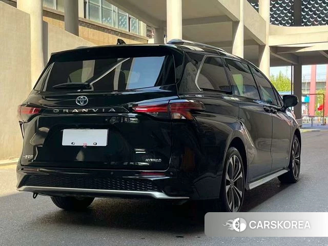 Toyota Grevia id 4297722 из Китая 9