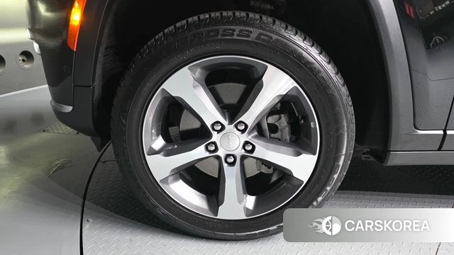 Jeep Grand Cherokee (WL) id 4381690 из Кореи 27