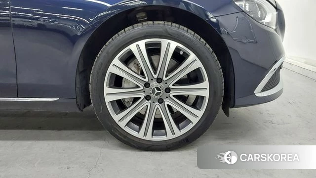 Mercedes-Benz E-Class W213 id 4409010 из Кореи 15