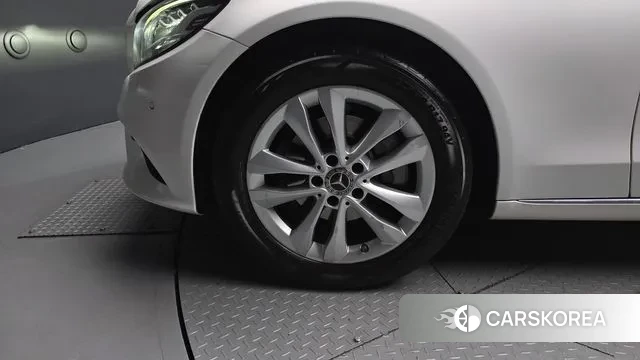 Mercedes-Benz C-Class W205 id 3692534 из Кореи 15