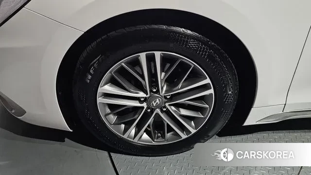 Hyundai Grandeur IG id 3374745 из Кореи 15