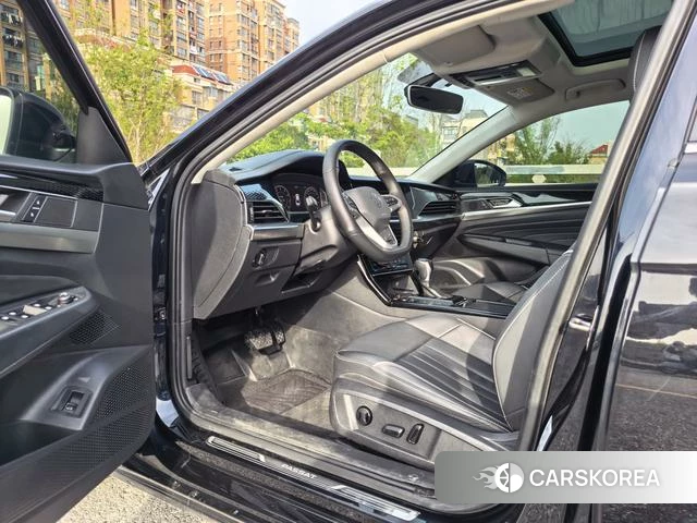 Volkswagen Passat id 4276487 из Китая 12