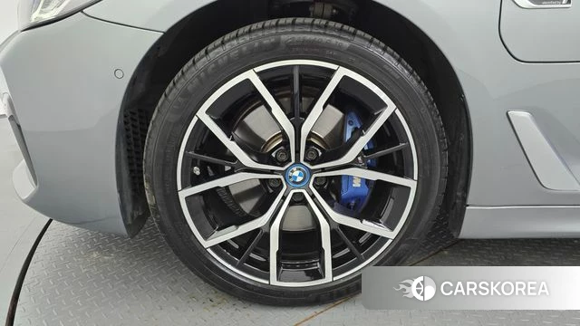 BMW 5 Series (G30) id 4682582 из Кореи 28