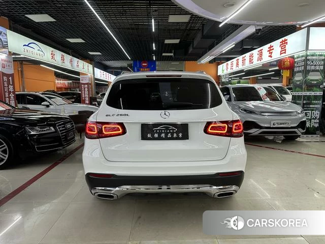 Mercedes-Benz GLC 2021 Белый из Китая, фото 5