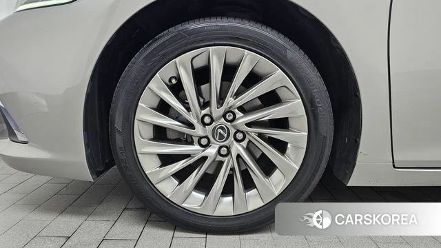 Lexus ES300h 7th generation id 4647698 из Кореи 15
