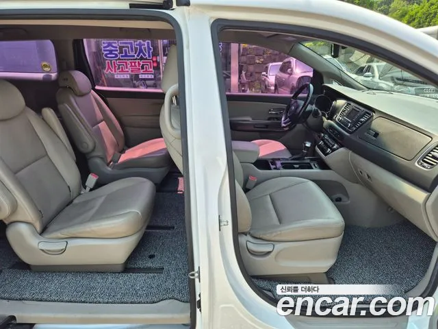 Kia All New Carnival id 2840262 из Кореи 13