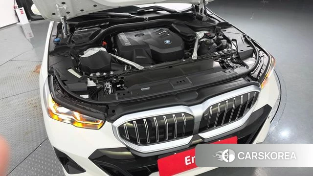 BMW 5 Series (G60) id 4432830 из Кореи 31
