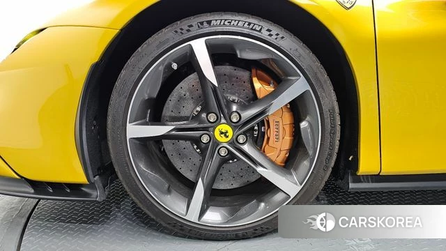 Ferrari SF90 Spider id 4243332 из Кореи 15