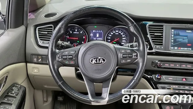 Kia All New Carnival id 2765633 из Кореи 15