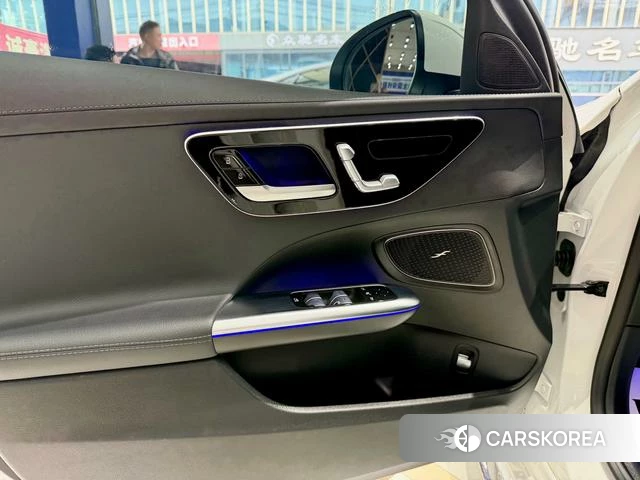 Mercedes-Benz Class C id 3913548 из Китая 17