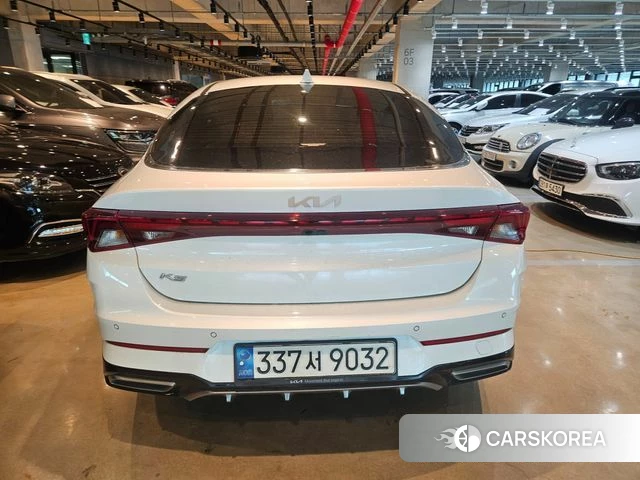 Kia K5 3rd generation 2022 Белый из Кореи, фото 5