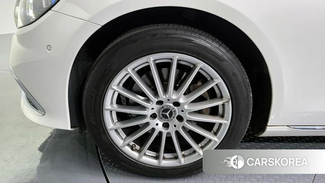 Mercedes-Benz E-Class W213 id 4224286 из Кореи 27