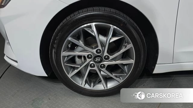 Hyundai The New Avante AD id 3936628 из Кореи 15