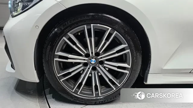 BMW 3 Series (G20) id 3401791 из Кореи 15