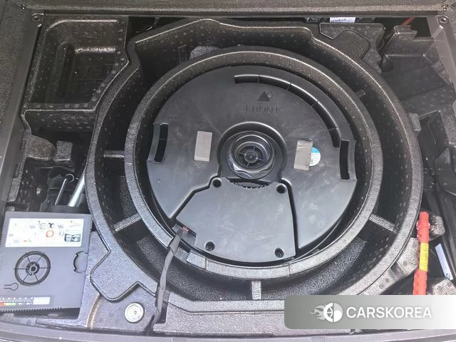 Audi Q5L id 4358871 из Китая 18