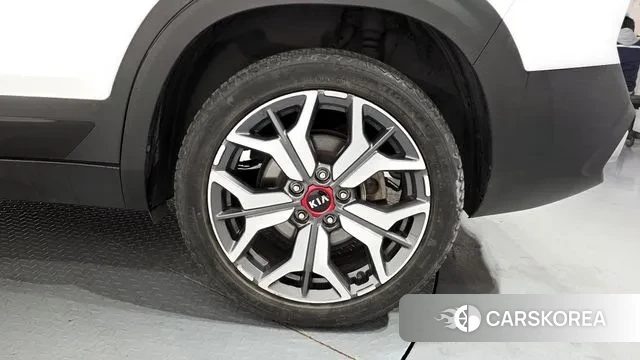 Kia Seltos id 3547171 из Кореи 15