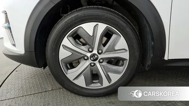 Kia Niro EV id 3747384 из Кореи 15