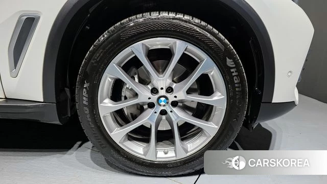 BMW X5 (G05) id 3860480 из Кореи 15