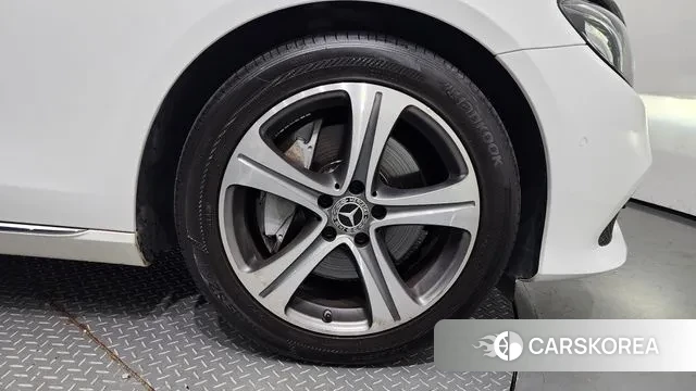 Mercedes-Benz E-Class W213 id 3018826 из Кореи 15