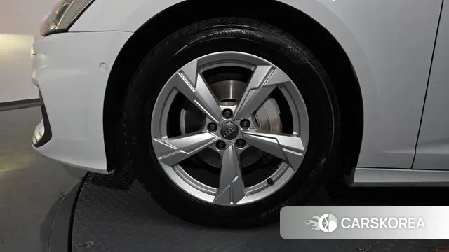 Audi A6 (C8) id 2885877 из Кореи 15