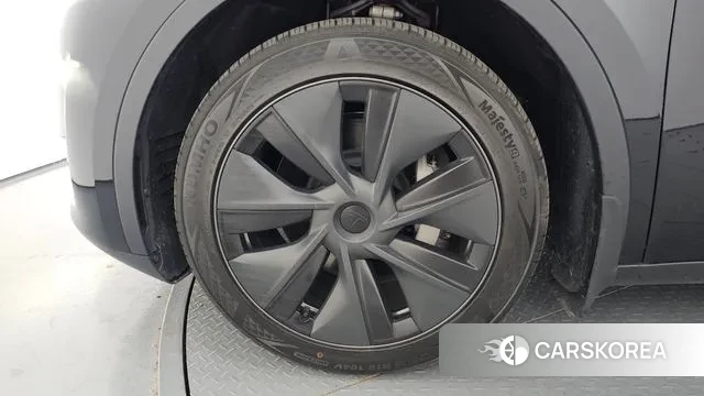 Tesla Model Y id 3371827 из Кореи 15