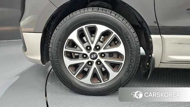 Hyundai The New Grand Starex id 4331730 из Кореи 25