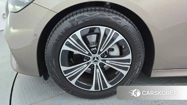 Mercedes-Benz E-Class W214 id 4394438 из Кореи 15