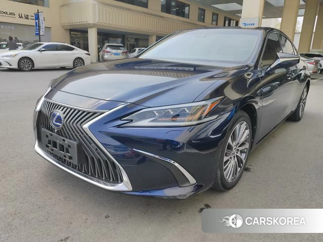 Lexus ES id 4260923 из Китая 9