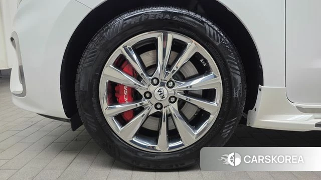 Kia The New Carnival id 4755423 из Кореи 15