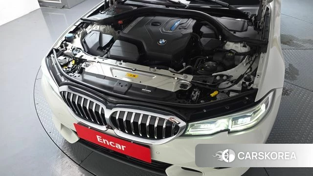 BMW 3 Series (G20) id 4651256 из Кореи 29