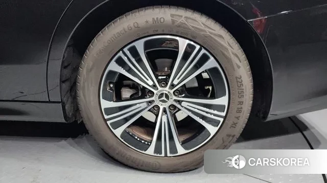 Mercedes-Benz E-Class W214 id 3644504 из Кореи 15